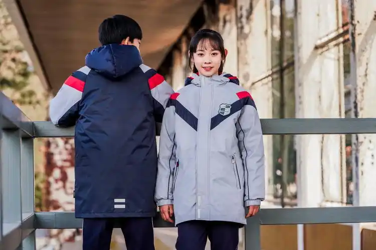 南京市金陵中学-南京校服定制-中学校服定制-派逊校服-中国校服专业