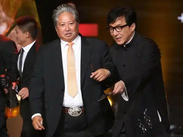 最近刚刚结束了"成龙动作电影周"当然很多电影都得了很多的奖和荣誉