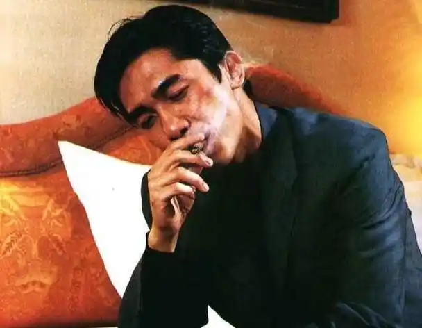 说到影帝级别的人,相信大家优先想到的就是梁朝伟,因为他出演了很多