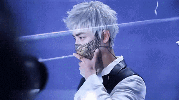 考古时尚芭莎肖战银发动图真的好惊艳的精灵小王子帅炸了