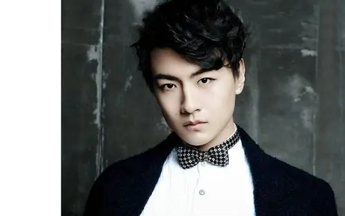 【王青】王青青吊炸天舞蹈拼剪