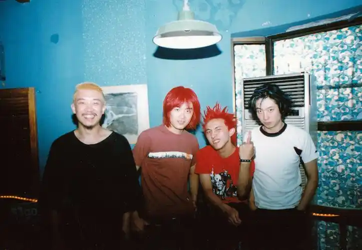 阔别十年 新裤子乐队将再度开启全国巡演