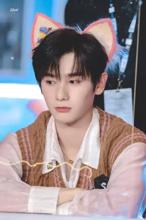 高卿尘超话gqc#与高卿尘同观日暮星河#高卿尘可爱的过分了@into1-高