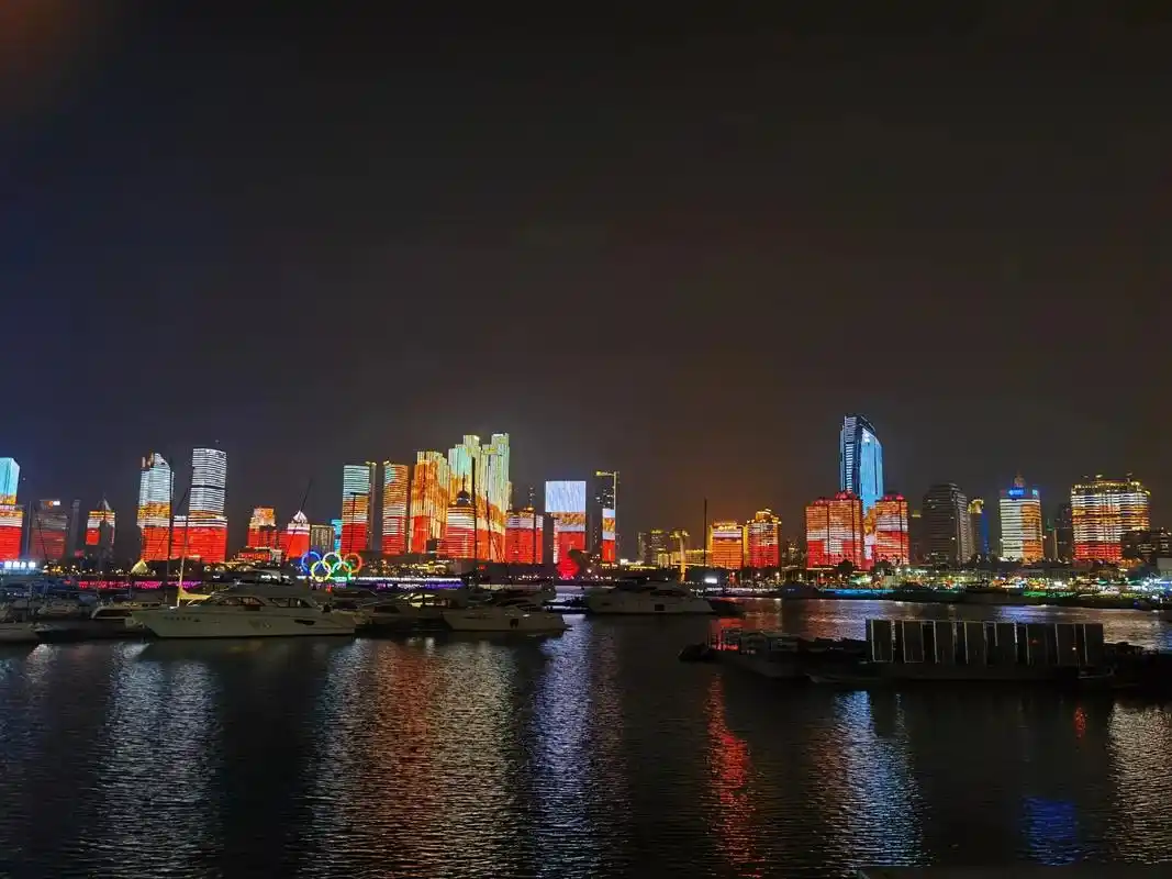 青岛24小时美不胜收啊～夜景看了,去的情人坝,人不算多;大教 - 抖音