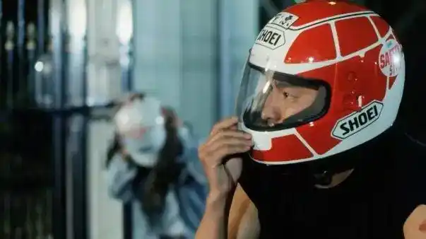 《天若有情》:足以秒杀现在的大陆爱情电影