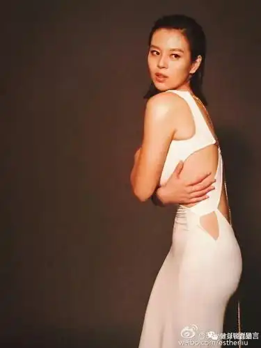 彭于晏第一任老婆铲肉11kg重回性感身材