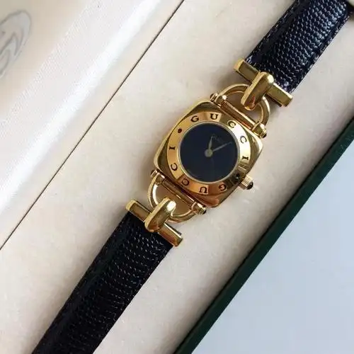 在哪里买古驰高仿手表靠谱,请问高仿手表哪里的质量好,性价比高啊?