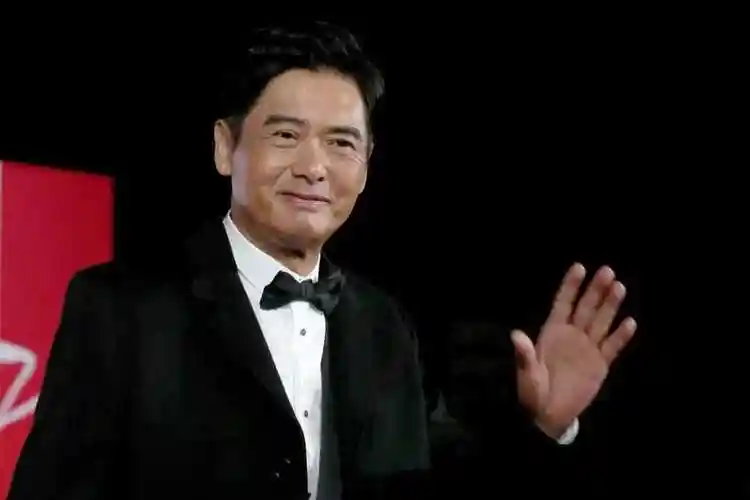 "香港独特魅力:周润发与香港之六"_观众_市场_梁家辉