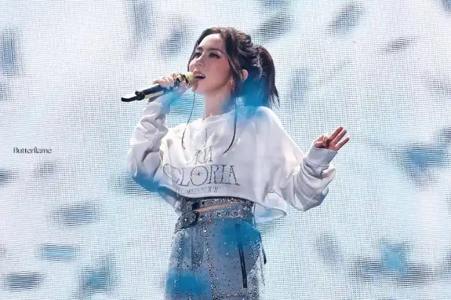 邓紫棋iamgloria世界巡回演唱会