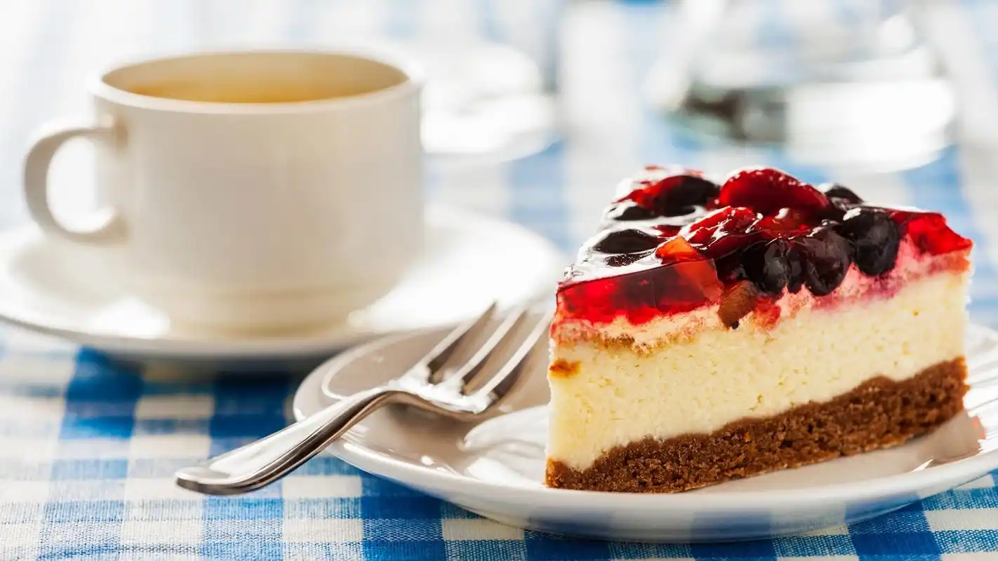 精致可口的蛋糕桌面壁纸