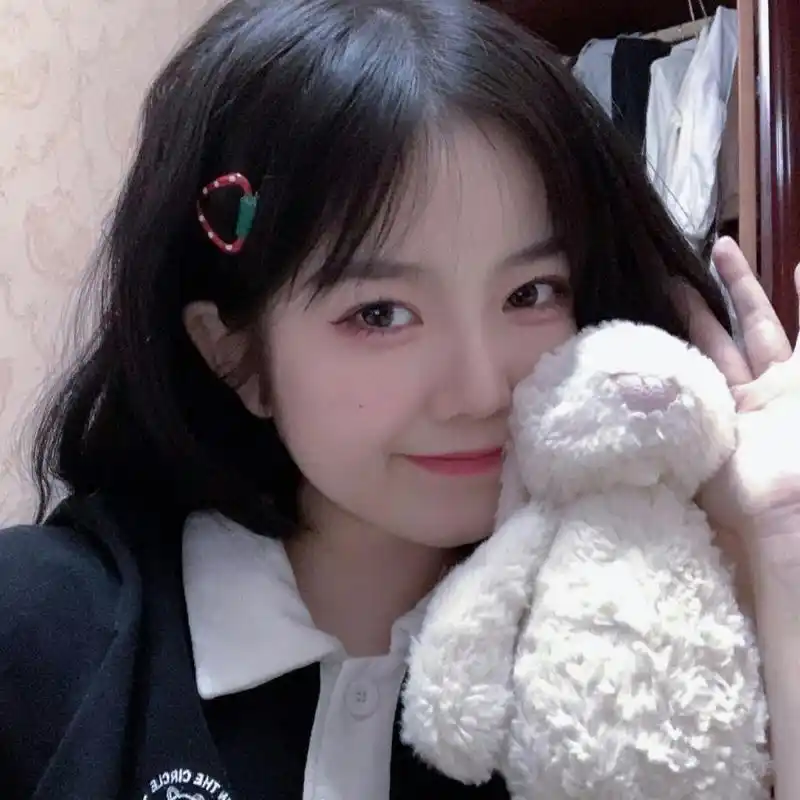 青春期少女头像