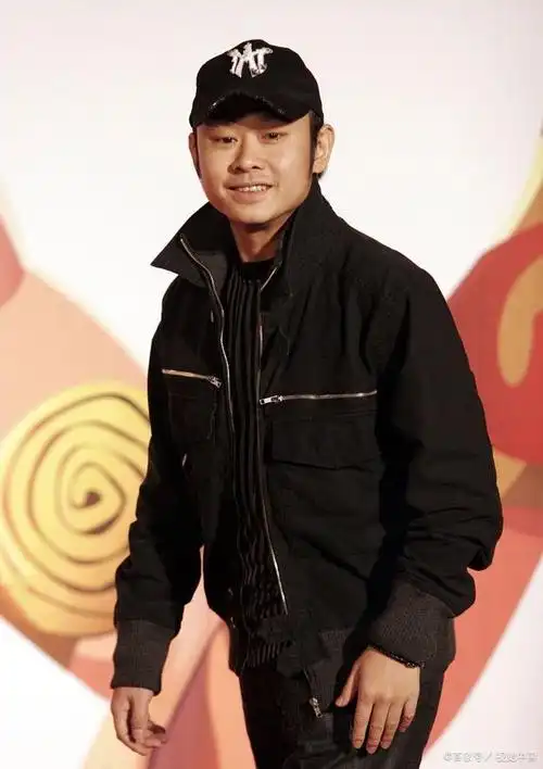 除了音乐方面,刀郎还因其个人特质备受关注.