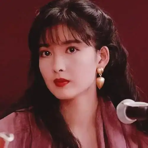 李丽珍70.曾华倩71.蓝洁瑛72.叶蕴仪73.林青霞74.黎姿75.中森明菜76.