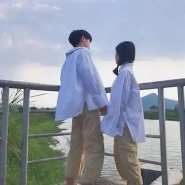 在海边看海情侣头像