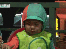 宋民国吓一跳gif动图_动态图_表情包下载_soogif