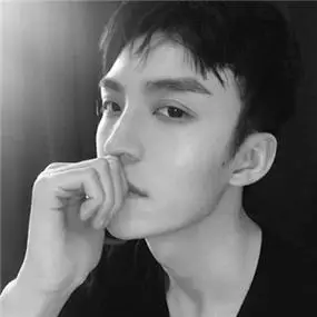 成熟男人图片头像真人高清黑白系成熟男头图片