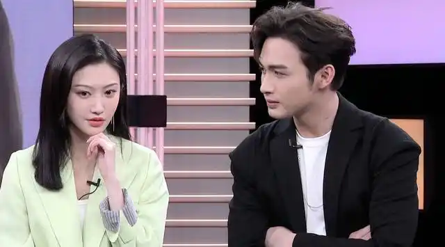 张彬彬被问女朋友和景甜谁更美,尴尬不已,何老师再现高情商回答