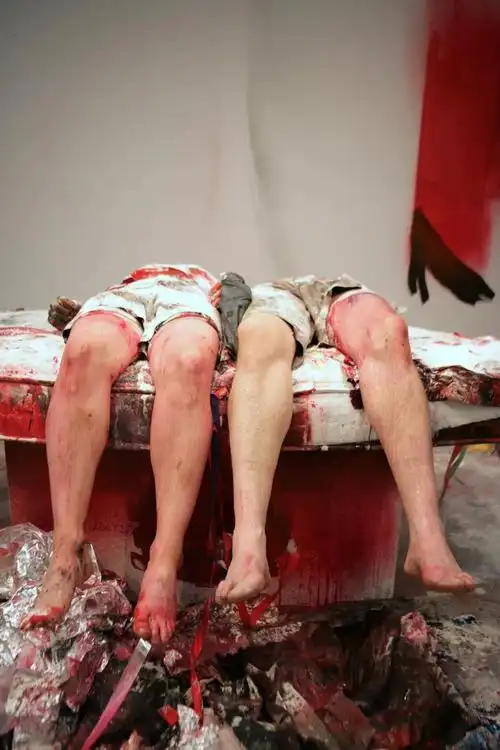 奥利弗赫尔宁行为艺术之人性中的尖刻