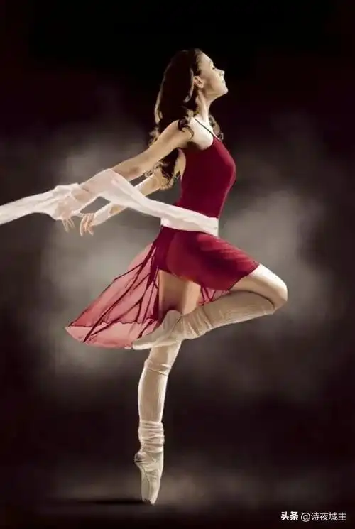 名画局部油画欣赏(欣赏绘画大师达伦女人体油画)(5)