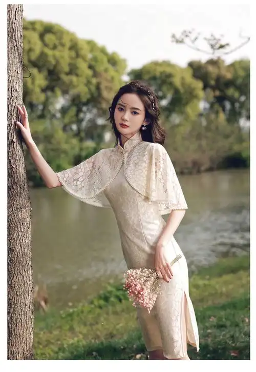 司藤旗袍女夏改良年轻款复古白色蕾丝小个子连衣裙中国风女装民国 米