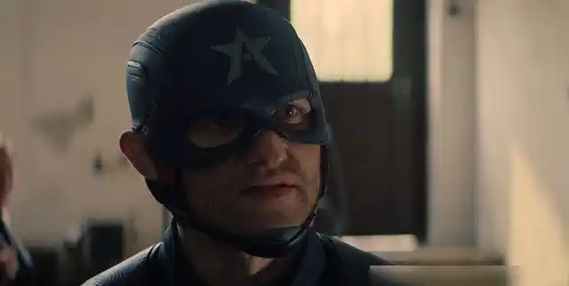 他可能不仅是一位美国队长,网友们的猜测是,漫威可能会让猎鹰向"托尼