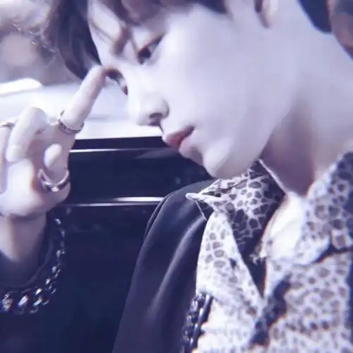 肖战头像精选二更‖"公子只应见画"