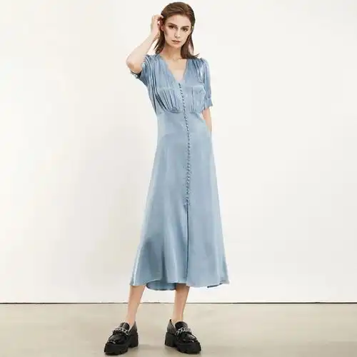 2022年百搭时髦大码女短袖连衣裙双绉中长款夏季新款过膝裙子批发真丝