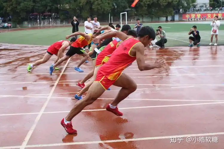 一百米短跑有什么小技巧?