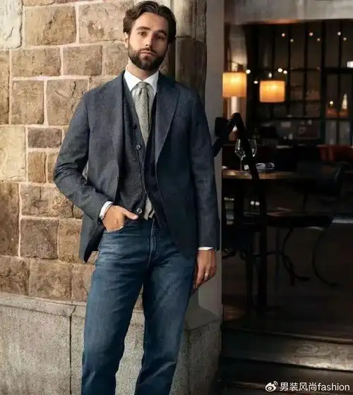 春季职场男士如何将牛仔裤搭配得既时尚品味又不失高级感