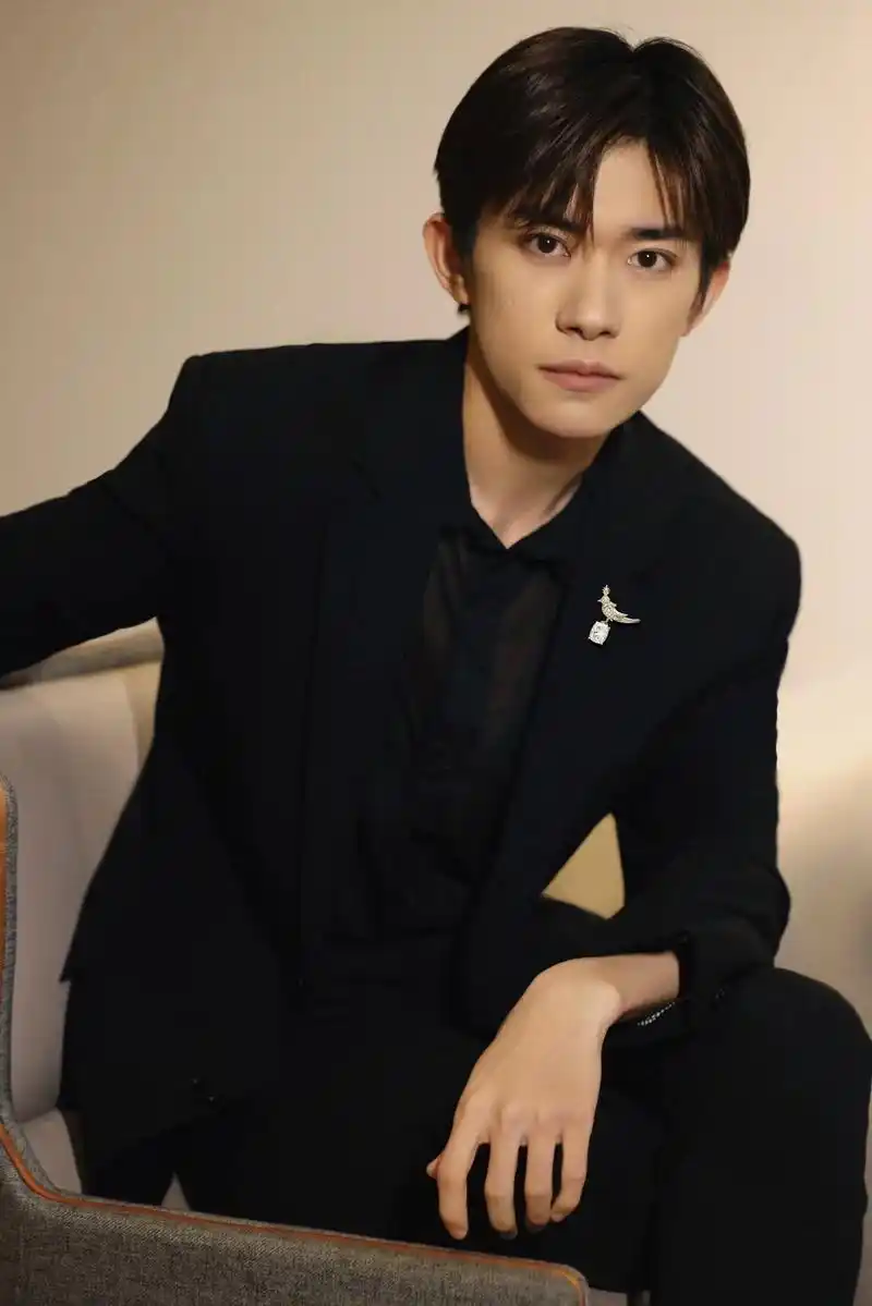 易烊千玺 #tfboys #宝藏男孩 # - 抖音