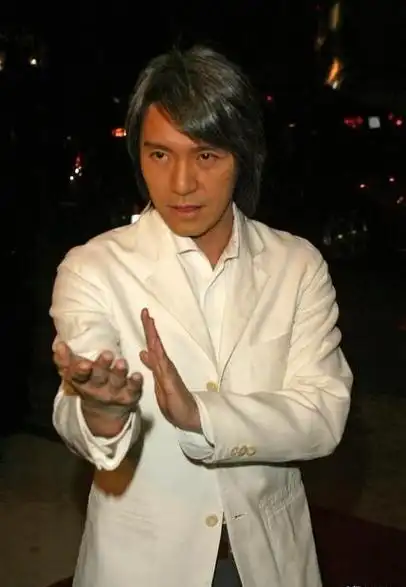 周星驰不结婚的真实原因性格决定命运