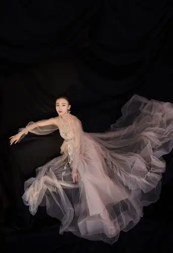 清纱漫舞-吴谨言