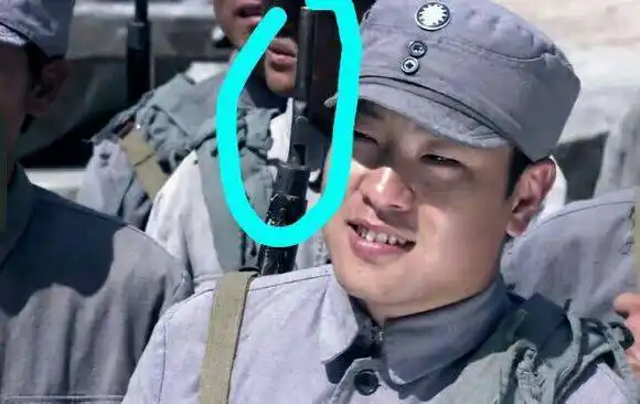 女星穿帮镜头合集,范爷伤口会转移,迪丽热巴腋下是什么?