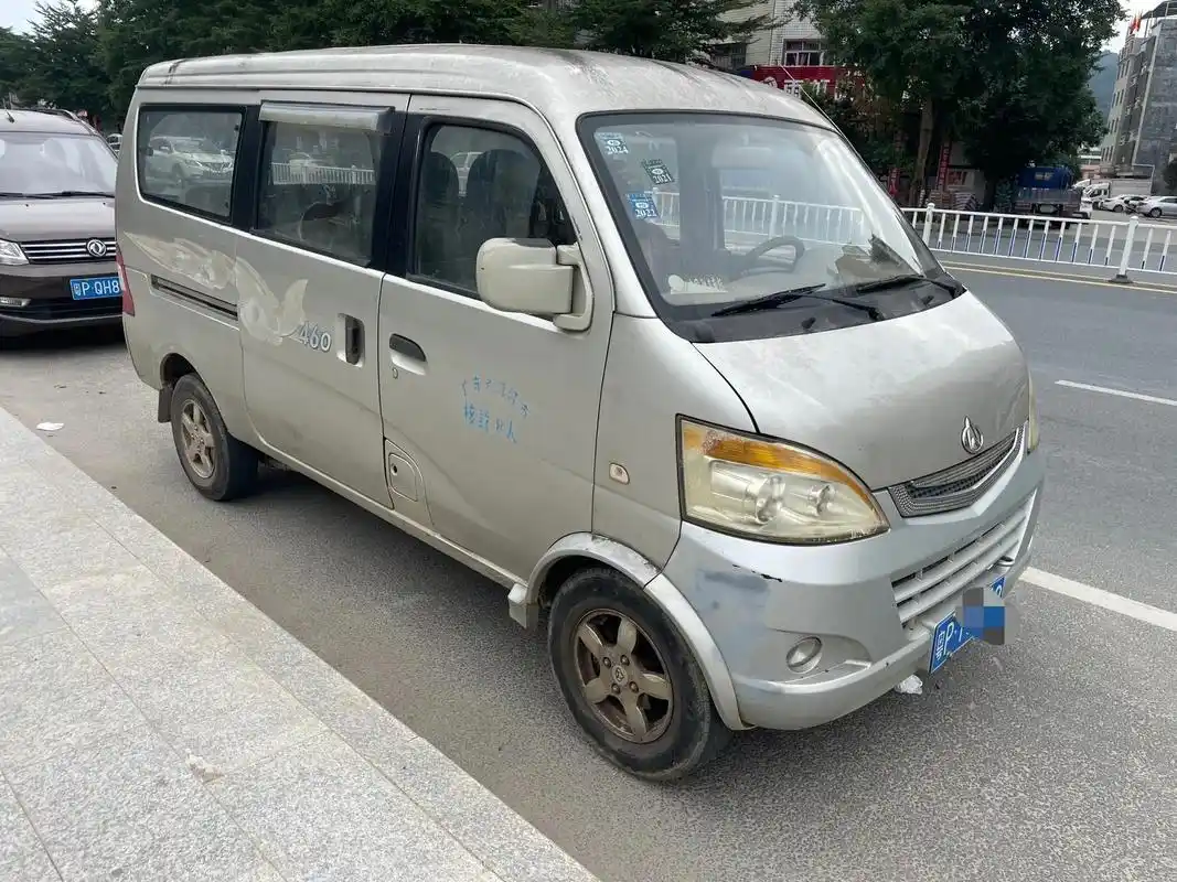 2011年长安460,1.3手动8座#二手车搬运工 #面包车 - 抖音