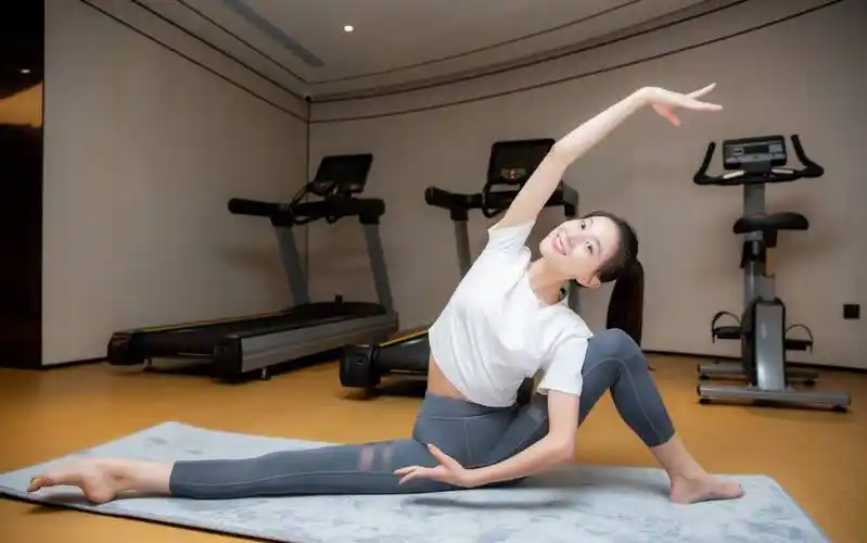 体操女神张豆豆:凭挺胸照走红,模特般傲人身材,却拒绝娱乐圈_爱情