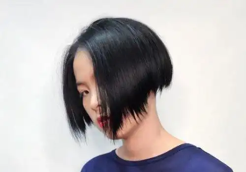 女生剃高位波波头才够时髦帅气 中年女士最新波波头短发造型