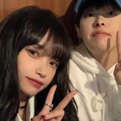 高质量精致温馨的甜美情侣头像真人