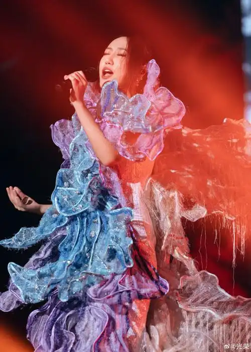 陈粒新专辑防沉迷##陈粒洄游全国巡回演唱会