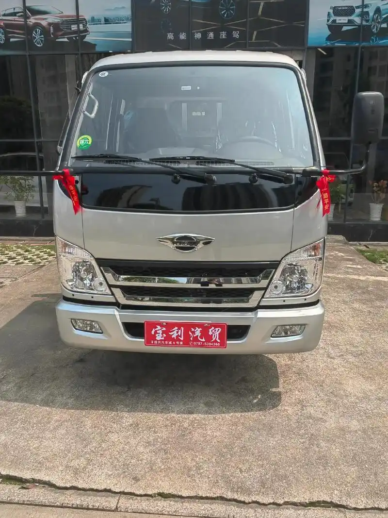 轻卡货车 福田小卡2排半柴油版 - 抖音
