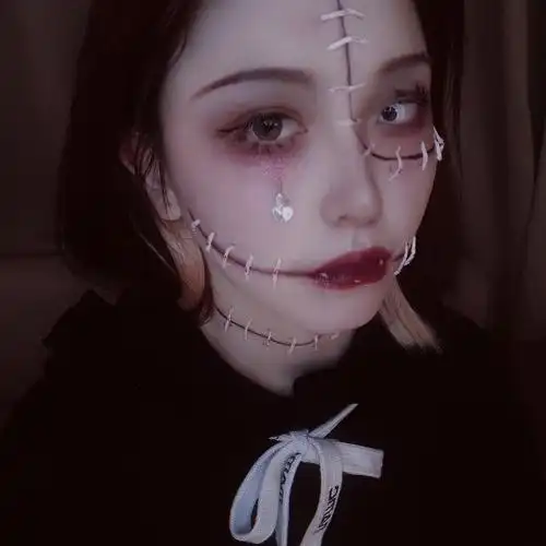 万圣节鬼娃娃妆容