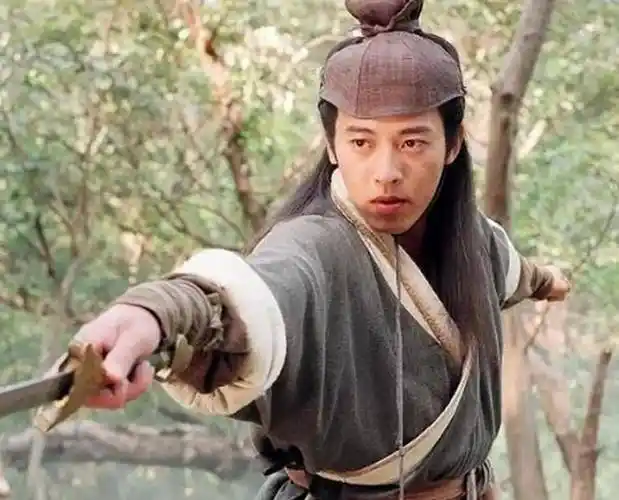 他是港版木村拓哉,因为一部戏吃素,成为虔诚的佛教徒_吕颂贤_万绮雯