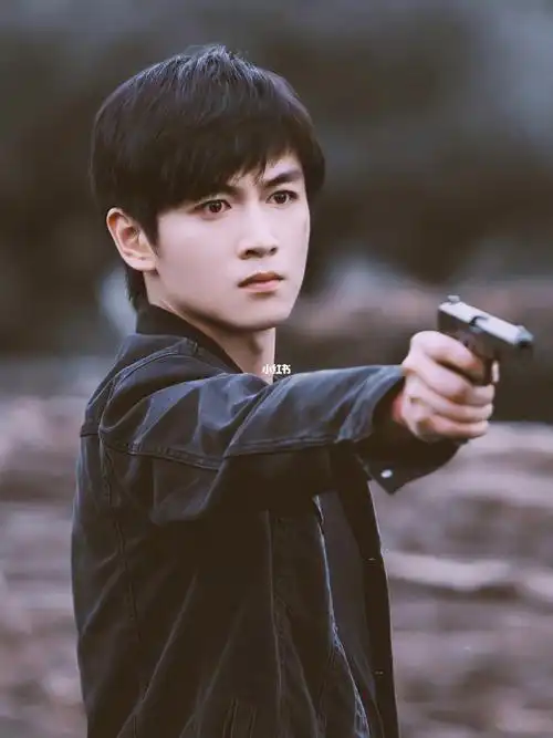 陈晓阴郁颓废的苏感