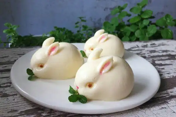 兔子慕斯蛋糕制作教程的做法