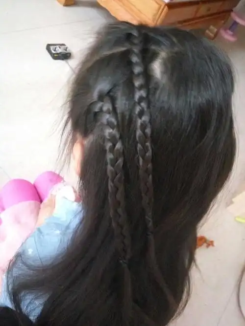 【萌宝发型】琪宝宝的小辫子