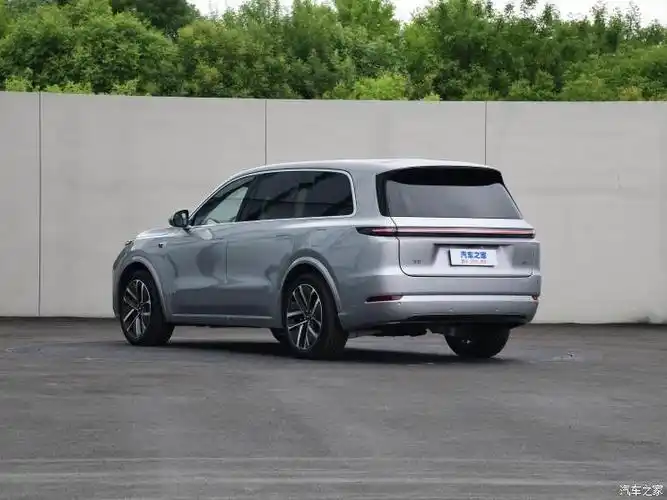 98万 大号奶爸车理想l9正式发布_凤凰网汽车_凤凰网