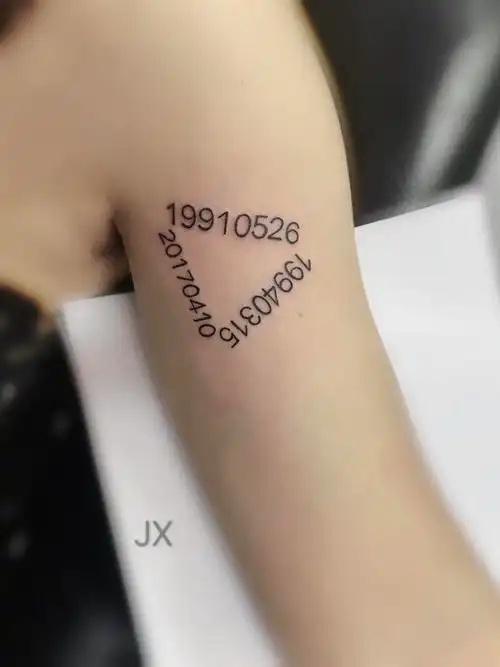 一家三口的生日_纹身图案手稿图片_魏佳星的纹身作品集