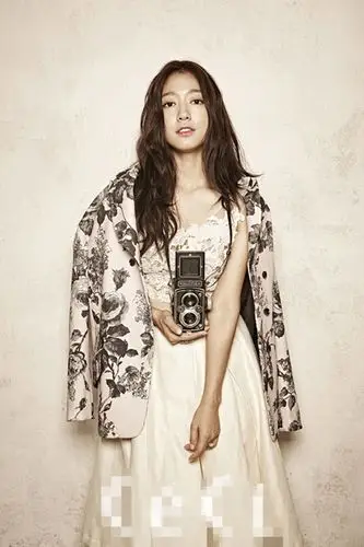 从肉肉的邻家小妹妹到拳脚功夫了得的女医生, 朴信惠从未让人失望!