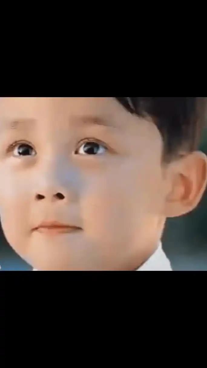 三石弟弟#吴磊# 小时候每个表情都能萌化我的心,太可爱了#明星故事# #