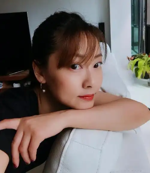 结三次婚都是同一个男人张茜有多爱张卫健