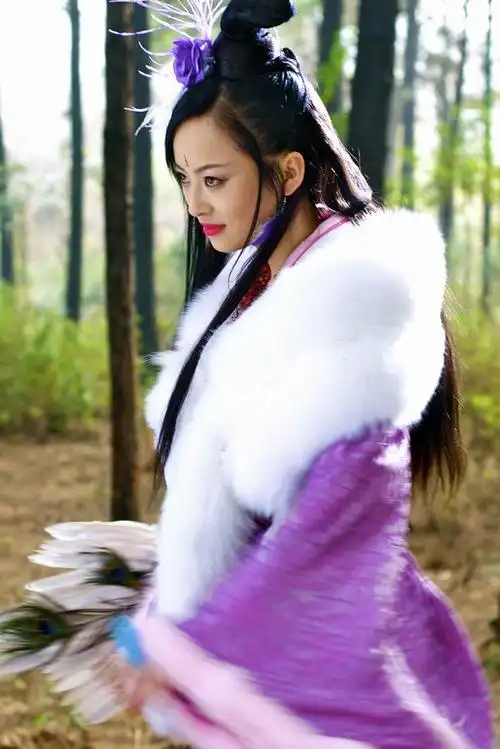 刘娜萍饰演妖娆胡姬搜狐娱乐讯 大型古装玄幻剧《女娲传说之灵珠》